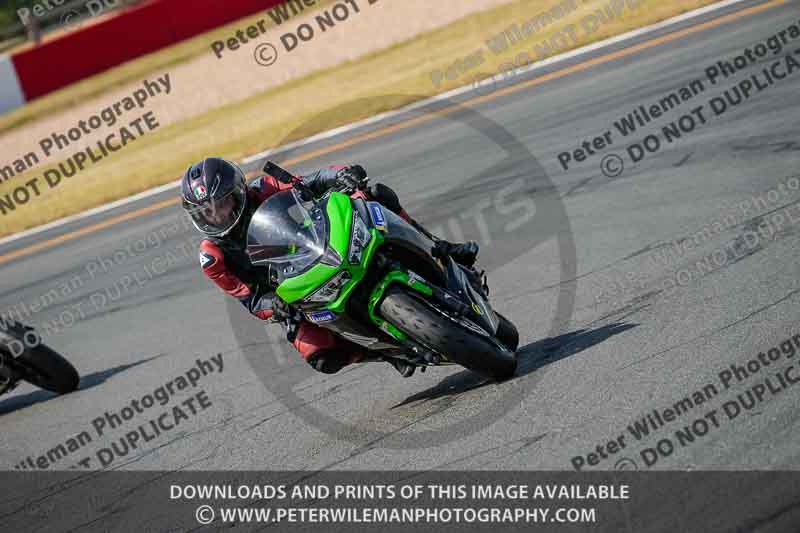 donington no limits trackday;donington park photographs;donington trackday photographs;no limits trackdays;peter wileman photography;trackday digital images;trackday photos